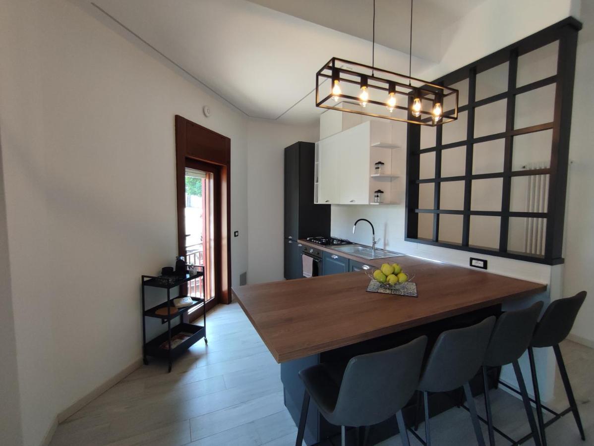 Pescate Vista Lago Lecco - Neiade Guest House מראה חיצוני תמונה