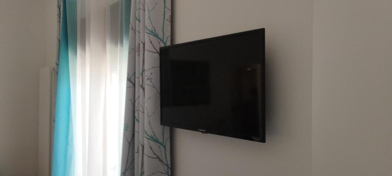 Pescate Vista Lago Lecco - Neiade Guest House מראה חיצוני תמונה